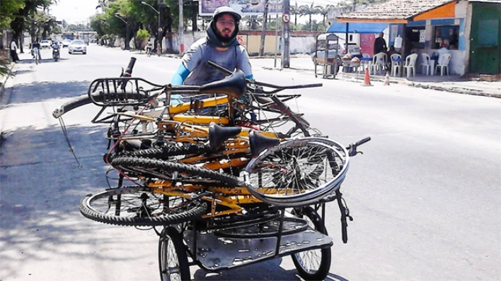 NO RECIFE: AMECICLO QUER COLOCAR PARA RODAR BICICLETAS PARADAS