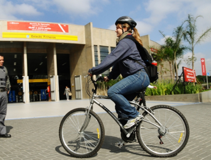  CADASTRO BIOMÉTRICO NOS BICICLETÁRIOS DA LINHA 4 DO METRÔ-SP