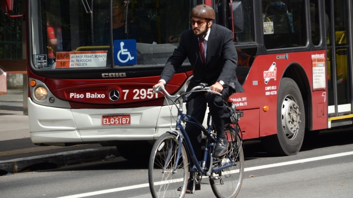 QUEM NÃO TEM CARRO ACHA MAIS SEGURO USAR A BICICLETA DURANTE A PANDEMIA