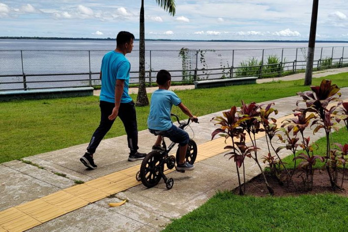 BICICLETA É UTILIZADA PARA AJUDAR NA AUTONOMIA DE CRIANÇAS COM AUTISMO